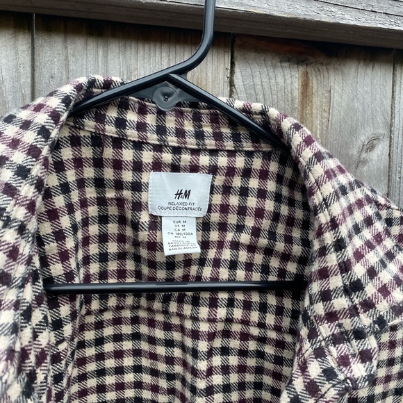 H&M Plaid Flannel Shirt Men’s Size Medium - Picture 2 of 4